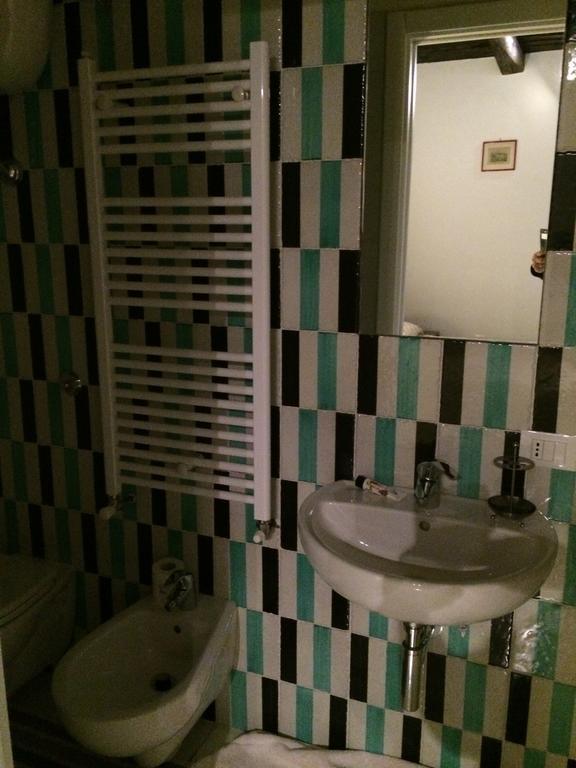 Antico Vicolo Apartment Salerno Bagian luar foto